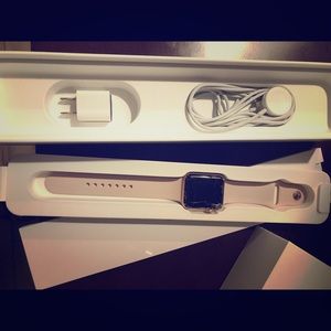 apple watch series 3 gps 42